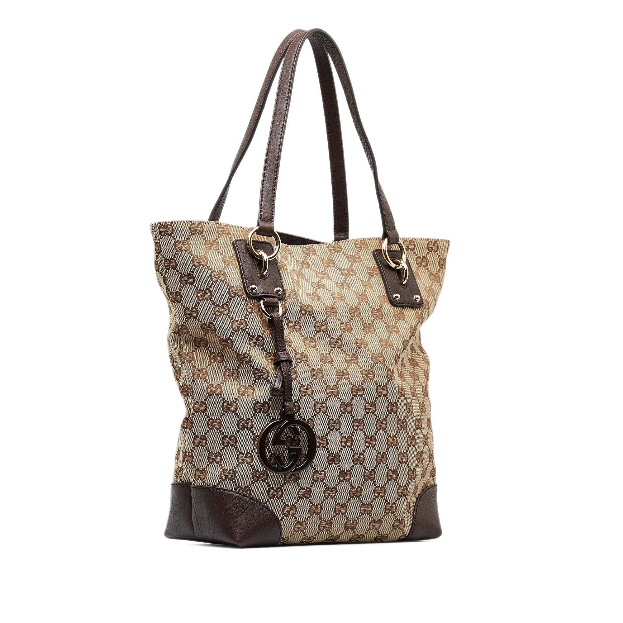 Gucci GG Canvas Charm Tote (SHG-n6X4id)