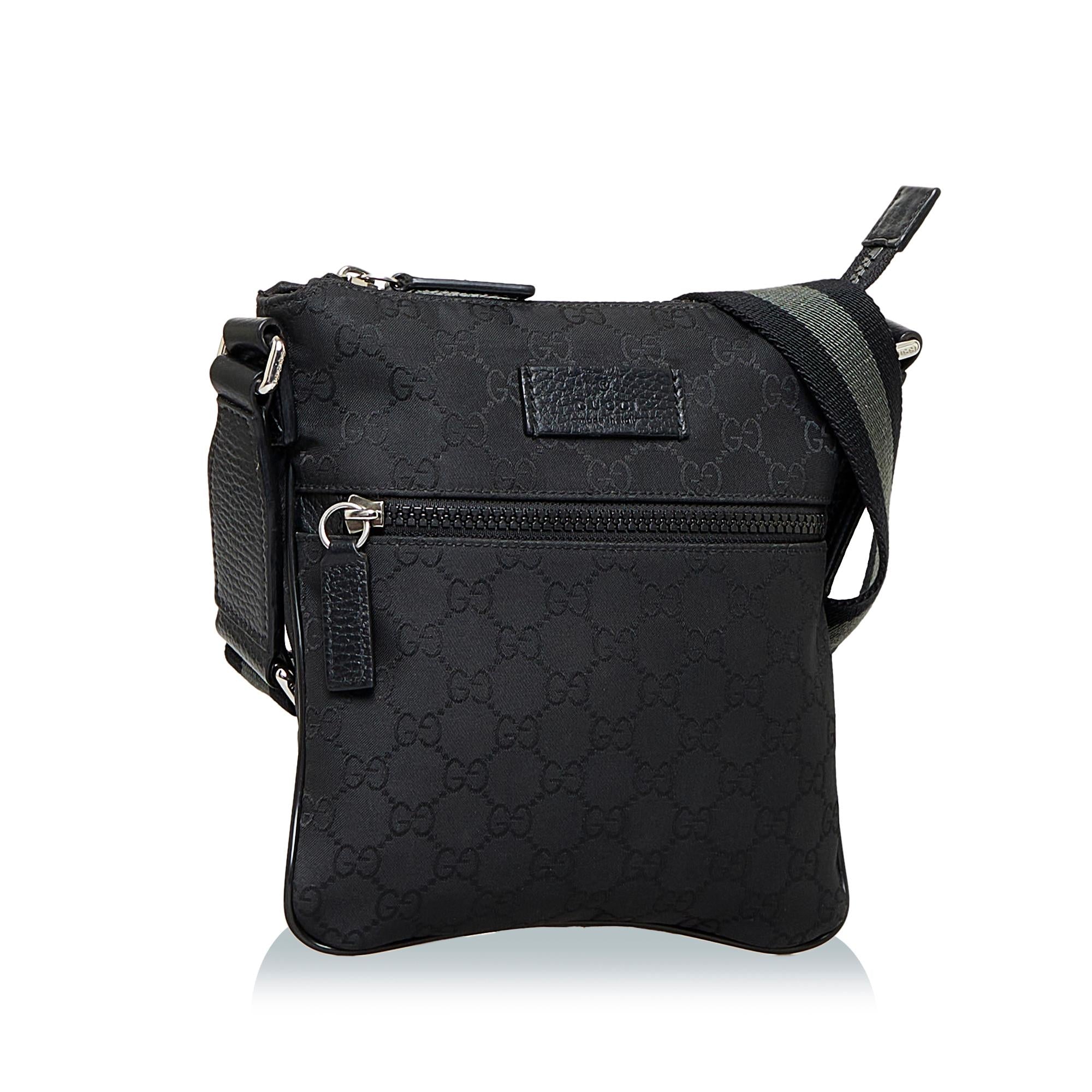 Gucci GG Canvas Crossbody (SHG-zpvXgM)