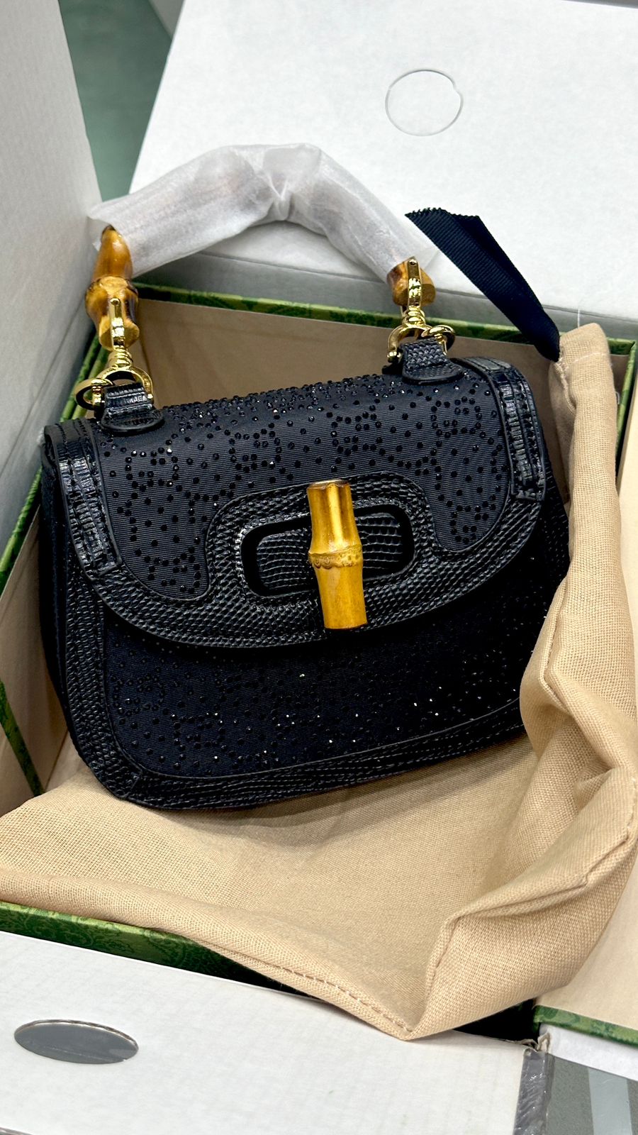 Luxury GUCCI Mini Crystal Chain Shoulder Bag  Iconic Bamboo Slub Bag for Women (Black)