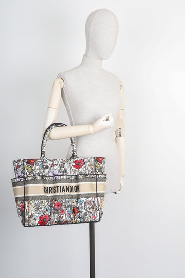 CHRISTIAN DIOR Catherine Book Tote Beige