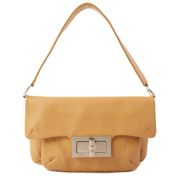 Chanel Around 2003 Made Soft Calf Skin 2.55 Plate Shoulder Bag Beige