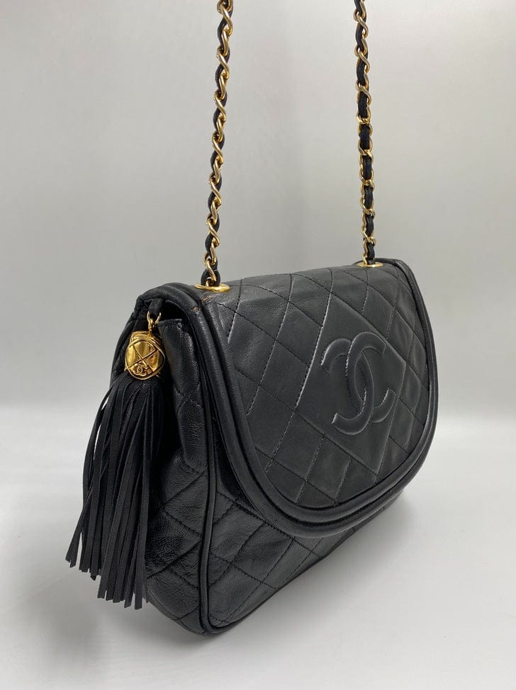 Chanel Vintage Crossbody Flap bag
