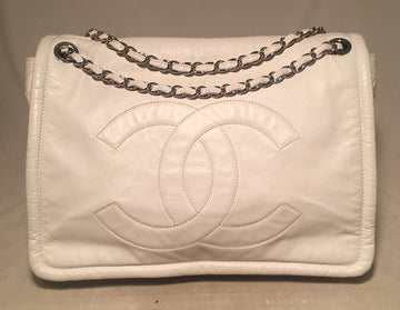 Chanel White Leather Quilted CC logo XL Maxi Classic Top Flap Shoulder Bag