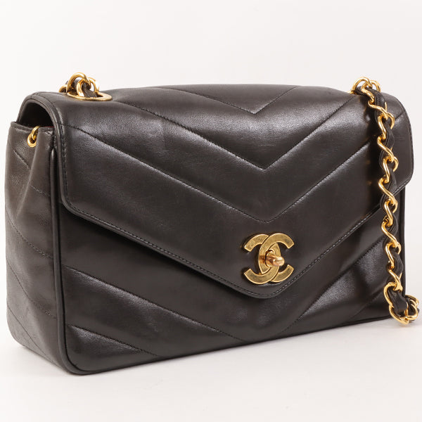 CHANEL Around 1995 Made Chevron Stitch V Flap Turn-Lock Chain Bag Black