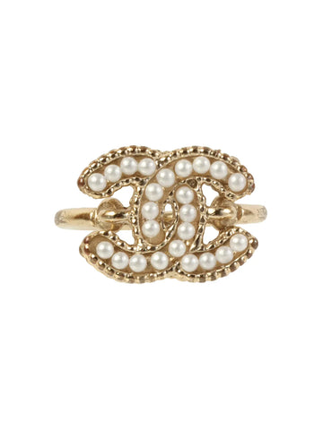 CHANEL 2012 Made Pearl Cc Mark Plate Ring Gold/White