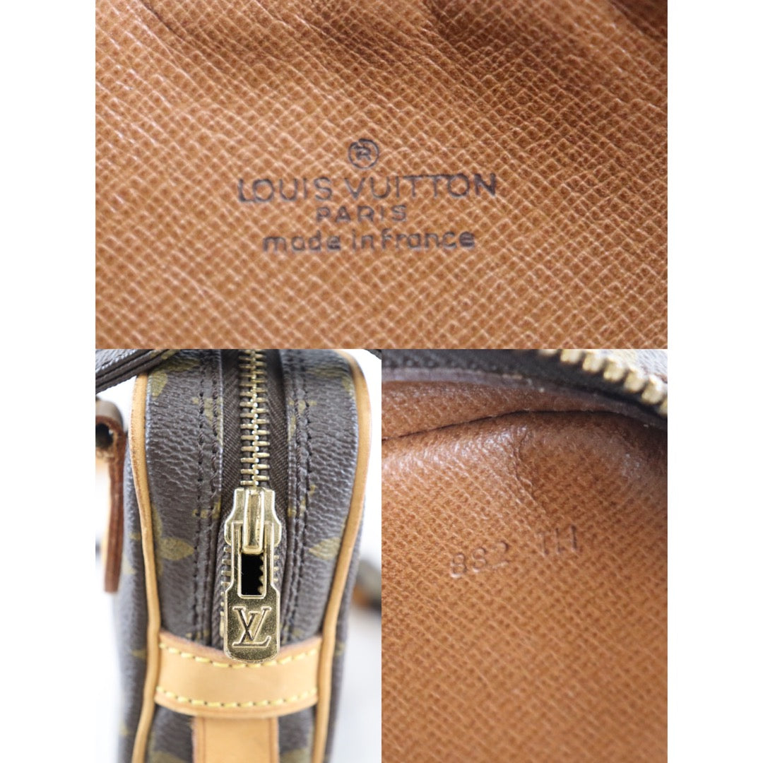 CHANEL Mini Square Small Chain Shoulder Bag Crossbody Black Quilt k44