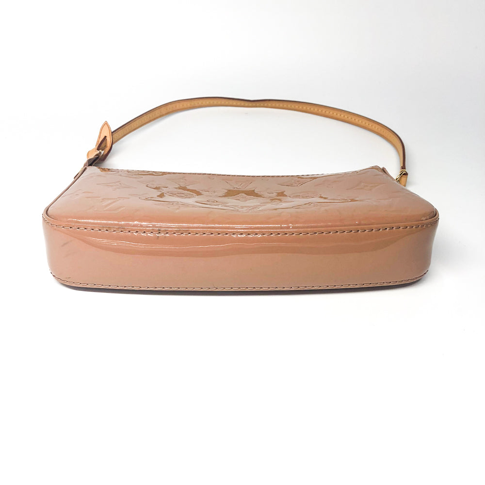 CHANEL Black Classic Wallet On Chain WOC Shoulder Bag Lambskin SV k52