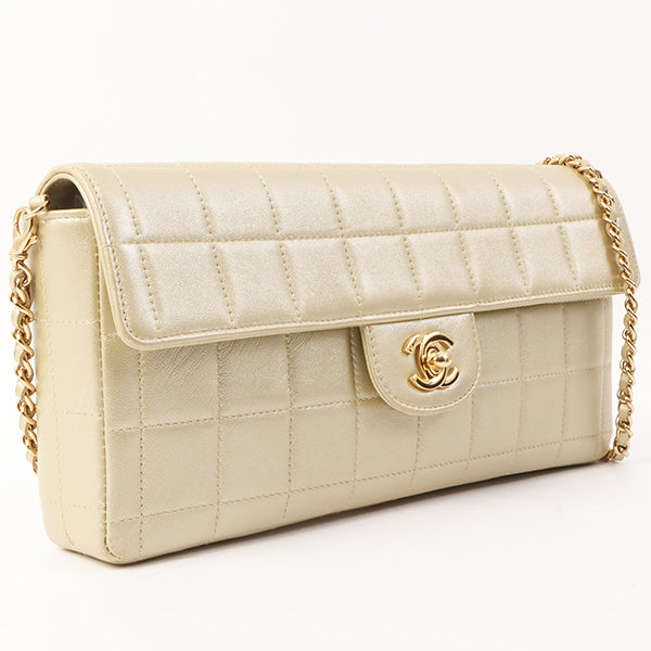 Chanel Around 2002 Made Chocolate Bar Turn-Lcok Chain Bag Champagne Gold