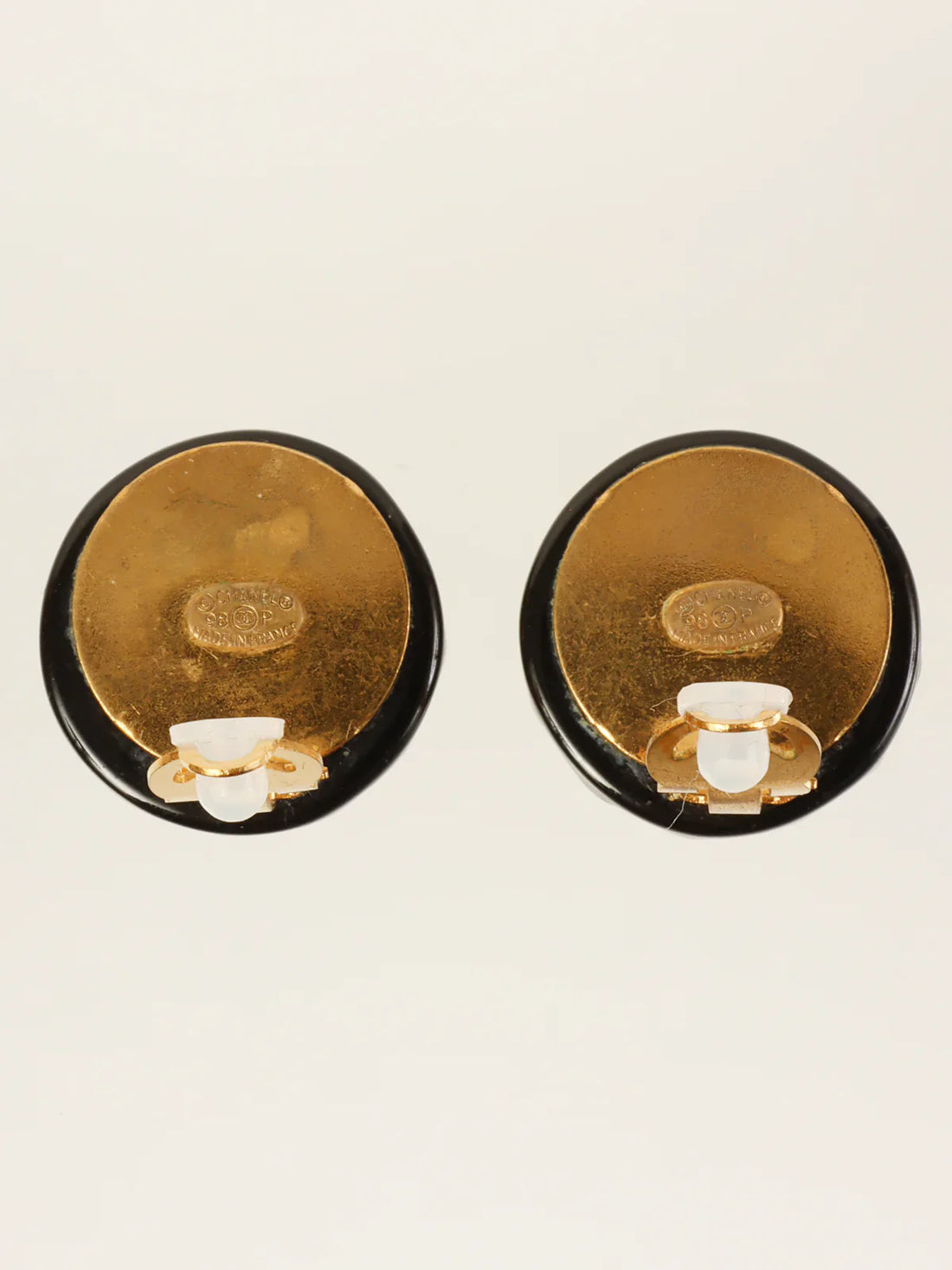 CHANEL 1998 Made Round Dome Cc Mark Earrings Black