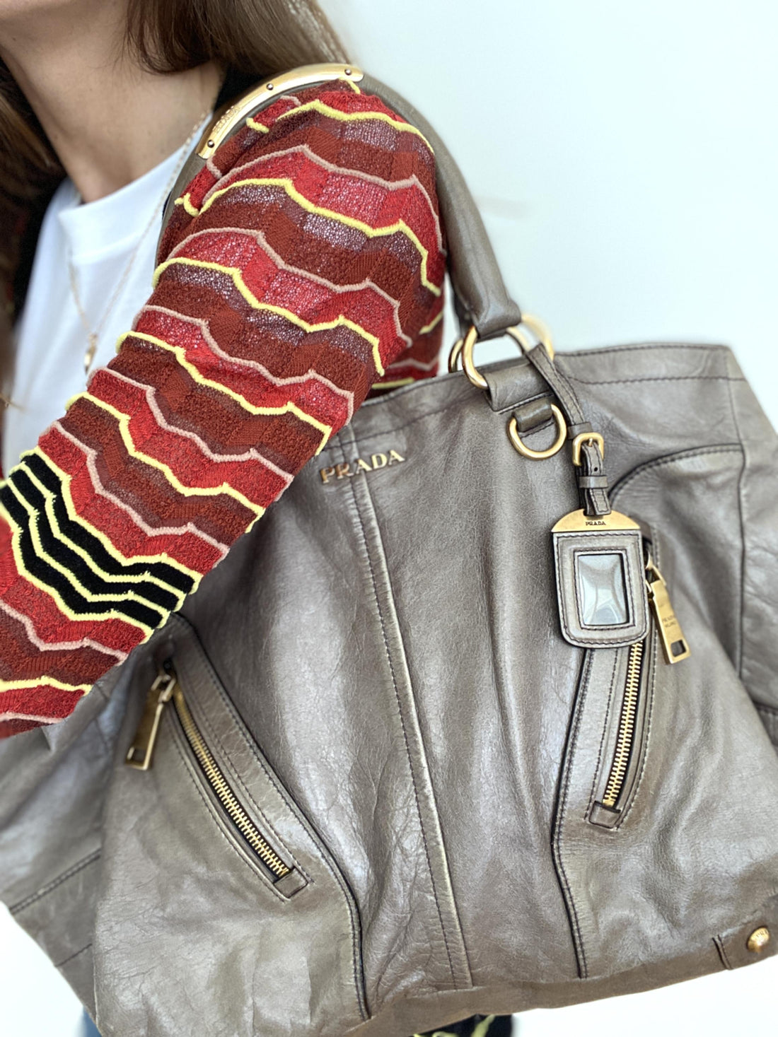 VITELLO SHINE GLAZED TOTE BAG IN CRETA