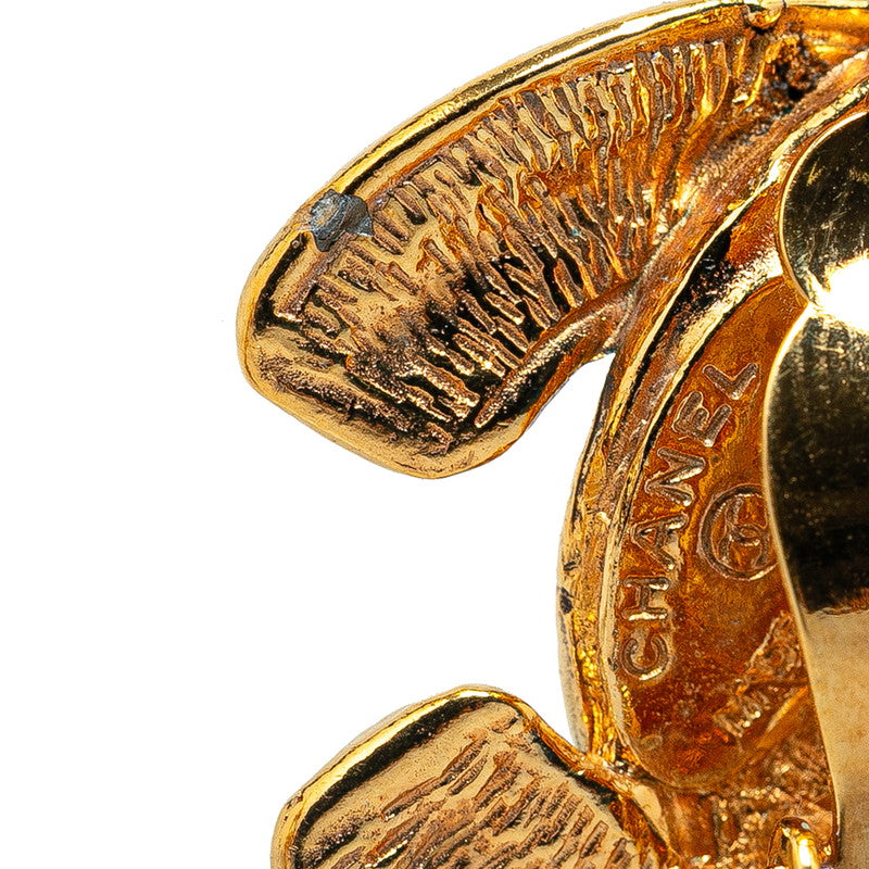 Chanel Quilted CC Clip On Earrings Metal Earrings in Good condition