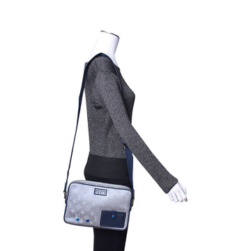 LOUIS VUITTON Monogram Satellite Alpha Messenger