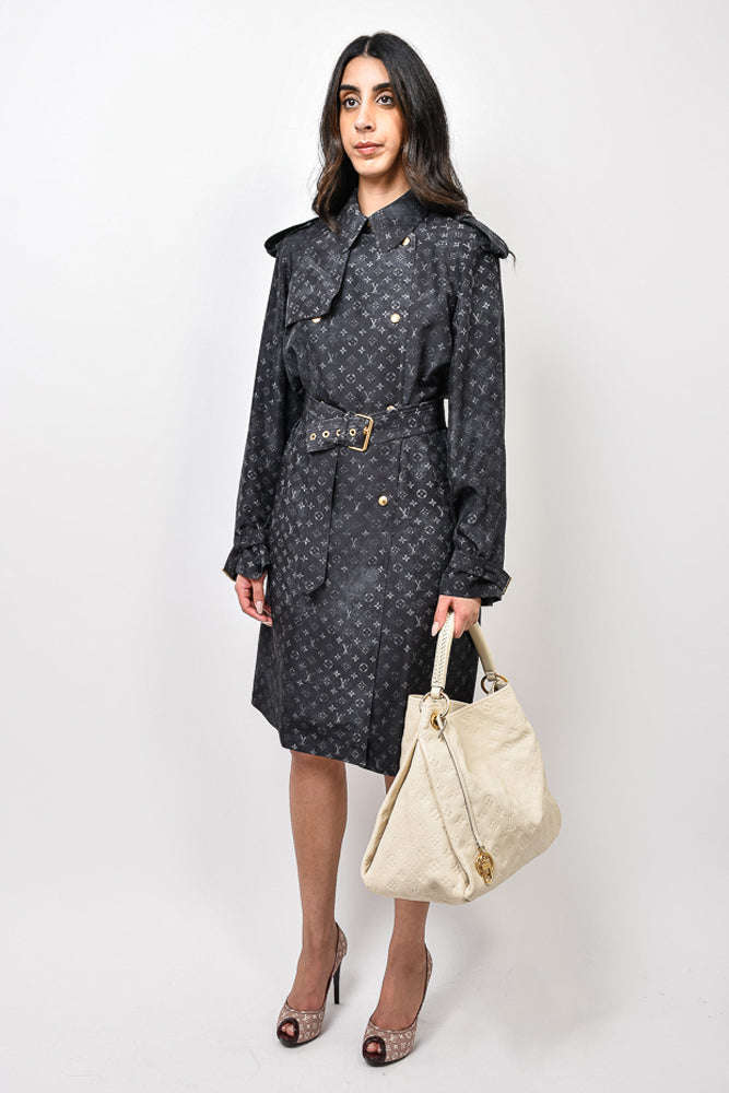 Louis Vuitton 2012 Cream Empreinte Leather Artsy MM Hobo Bag