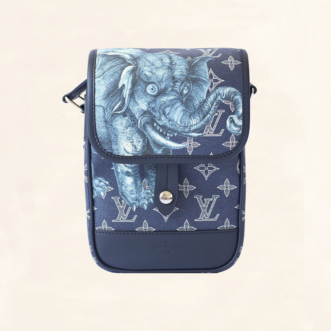 Louis Vuitton | Savane Monogram Chapman Messenger | BB