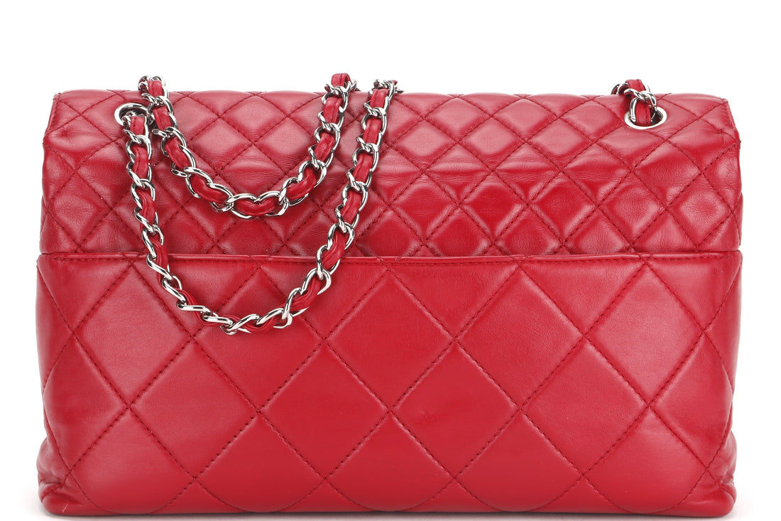 CHANEL RED QUILTED LAMBSKIN 32CM SHOULDER BAG (1466xxxx) SILVER HARDWARE, NO  & DUST COVER