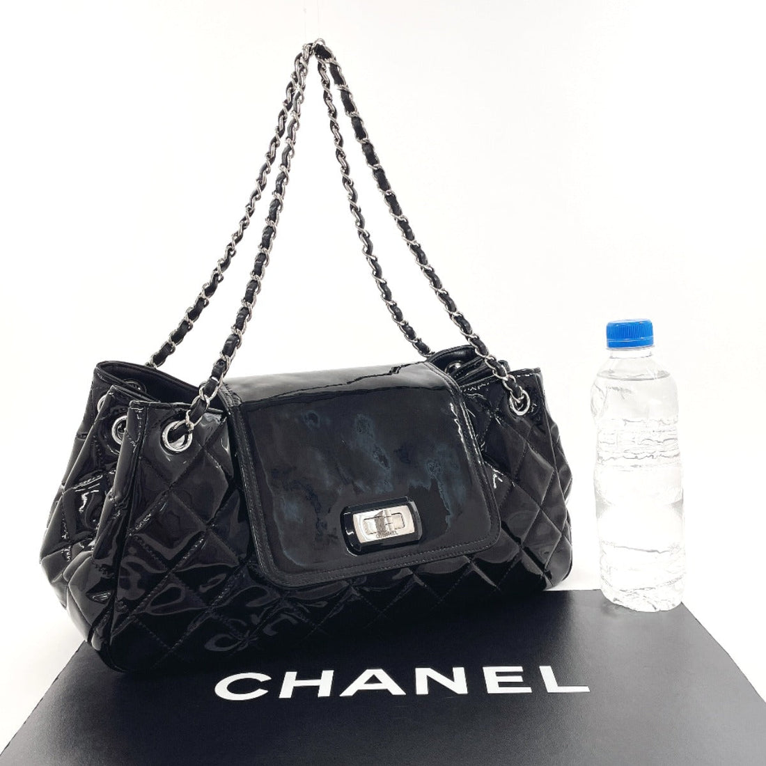 CHANEL Shoulder Bag Patent leather black ChainShoulder Matrasse