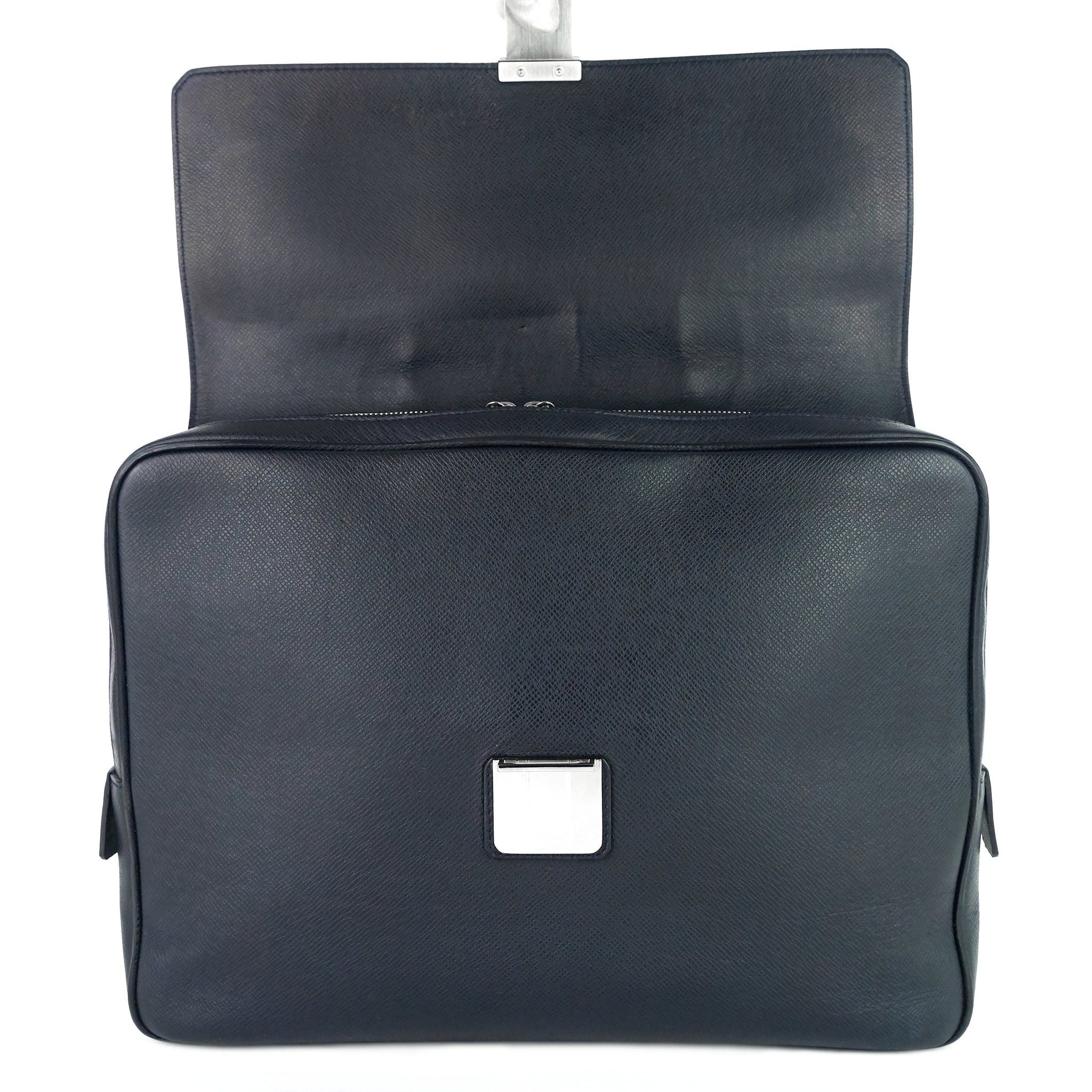 LOUIS VUITTON Vassili PM Taiga Leather Briefcase Bag