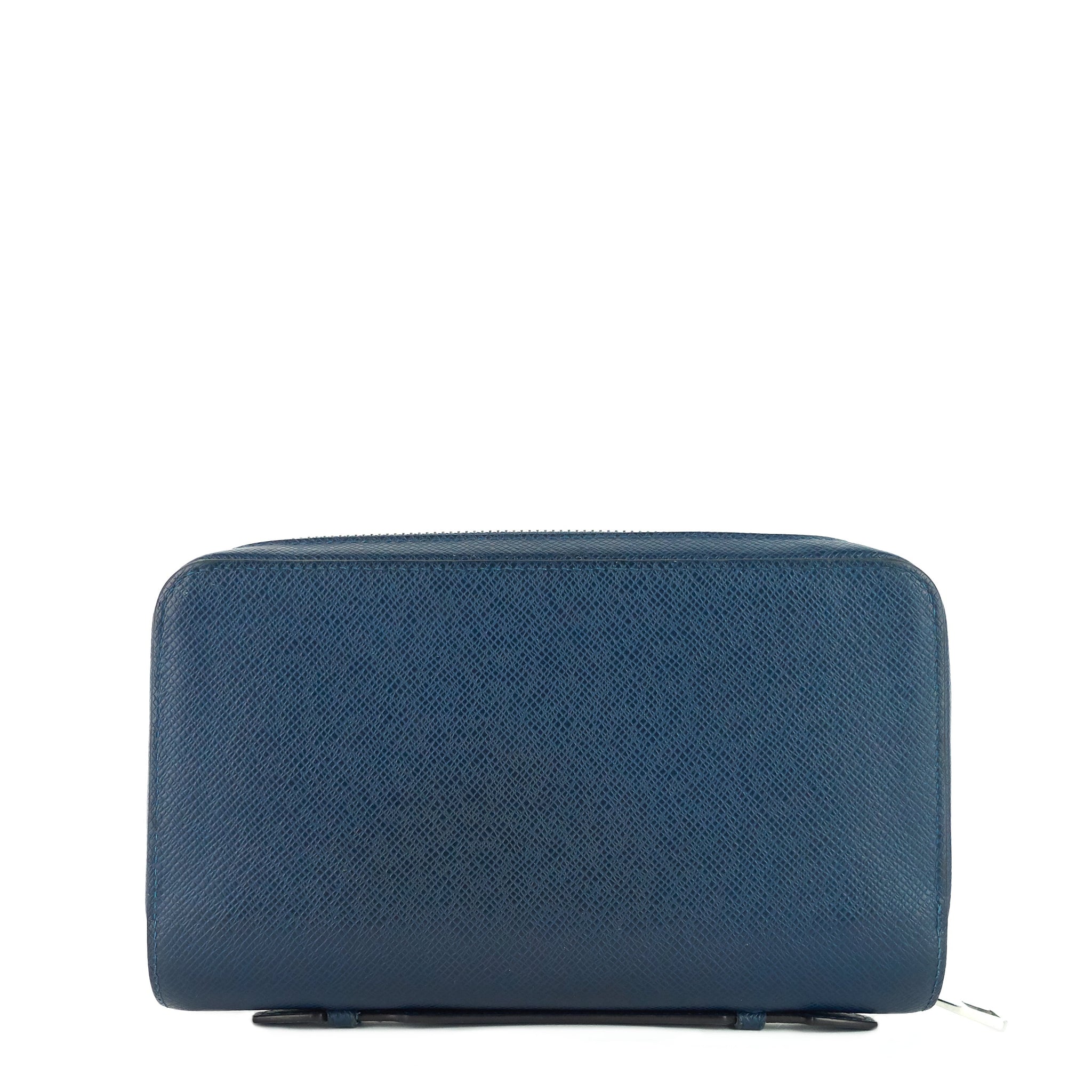 LOUIS VUITTON Zippy XL Taiga Leather Organizer Wallet