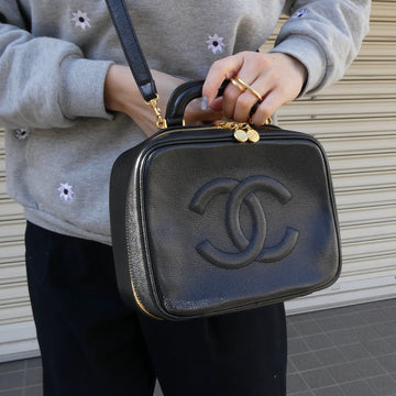 CHANEL 1997-1999 Timeless Lunch Box Vanity Medium 01129