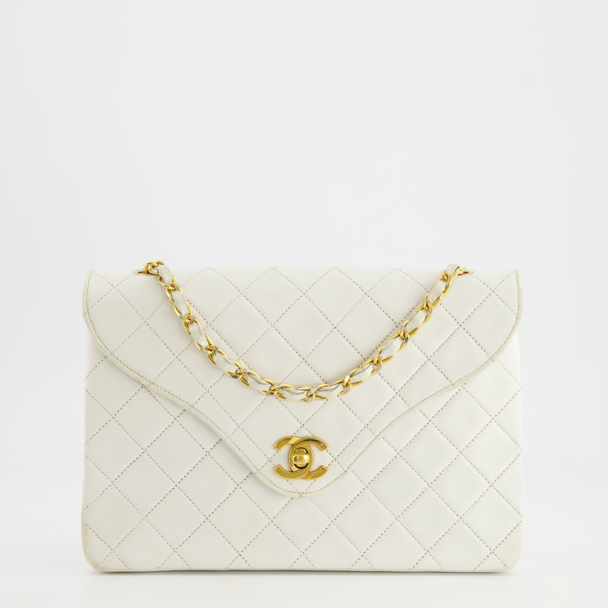 Chanel Vintage White Quilted Lambskin Single Flap Bag with 24k Gold Hardware