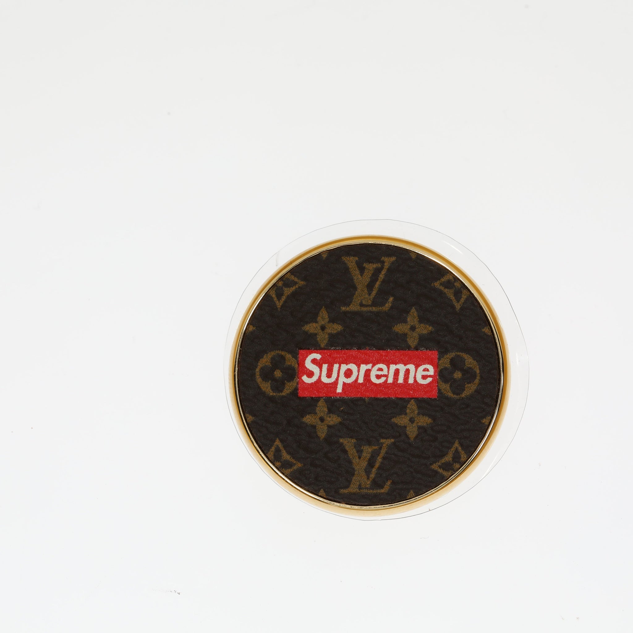 LOUIS VUITTON X SUPREME X Supreme Brooch in Multicolor Steel