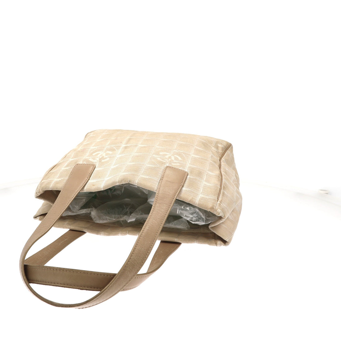 CHANEL Shoulder Bag in Beige Fabric