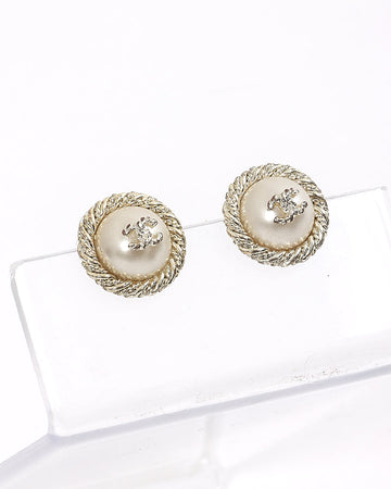 Chanel Vintage Pearl CC Interlocking Logo Earrings