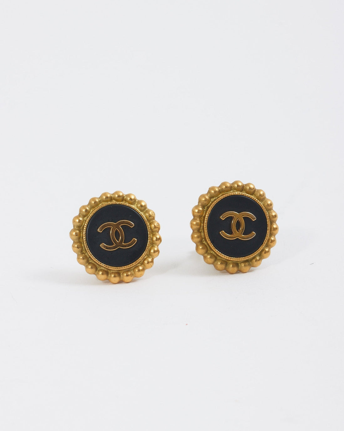 Chanel Vintage Gold CC Logo Medallion Clip On Earrings