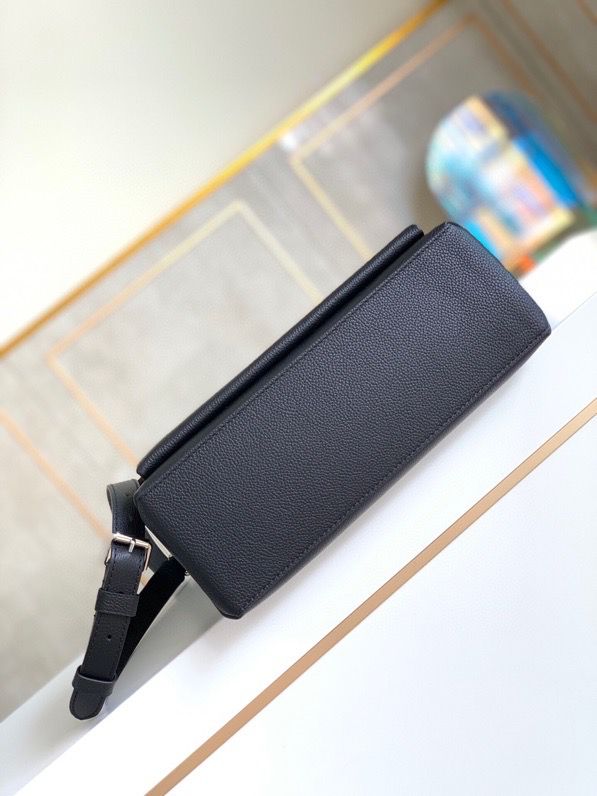 LV Mylockme Satchel Black For Womtlm,  Shoulder And Crossbody Bags 11in/28cm LV M54849