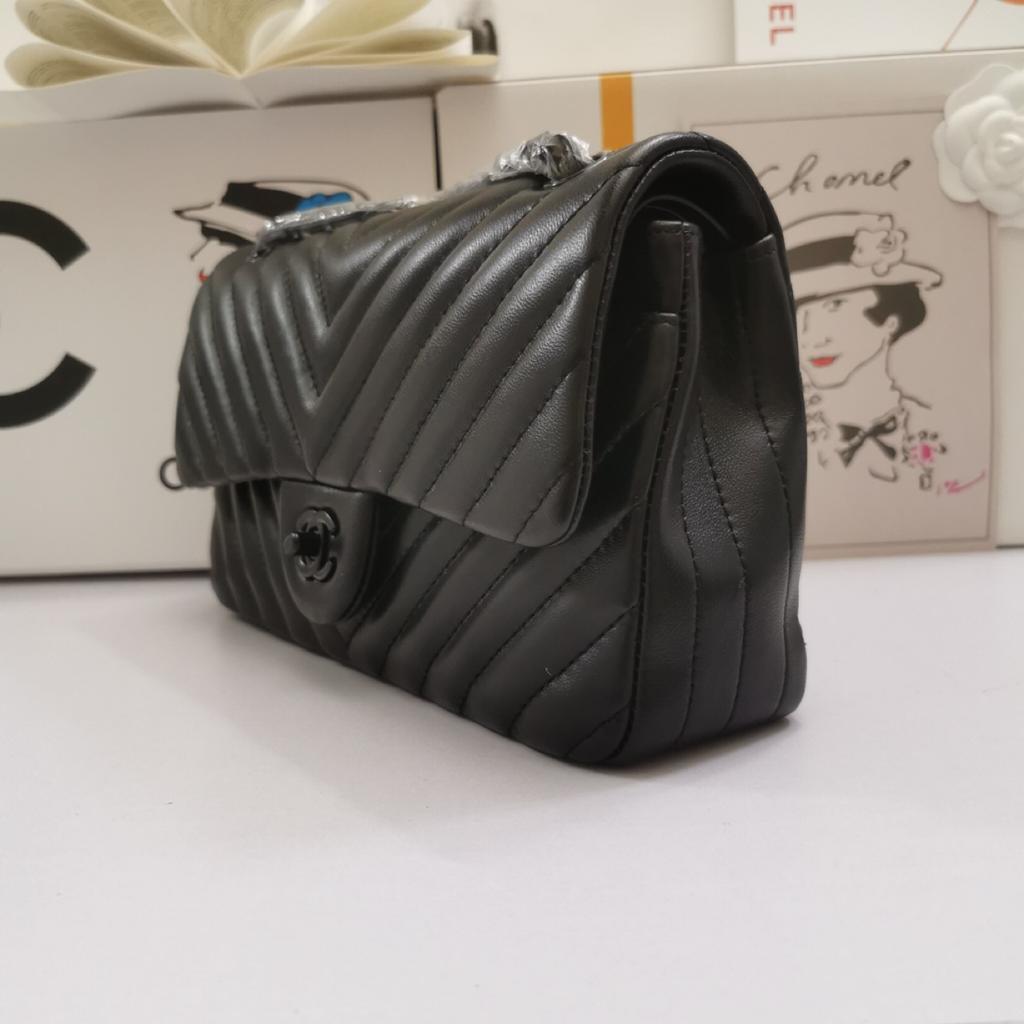 CHL Chevron Classic Handbag Black Hardware Black For WomTLM, WomTLM’s Bags, Shoulder And Crossbody Bags 10.2in/26cm