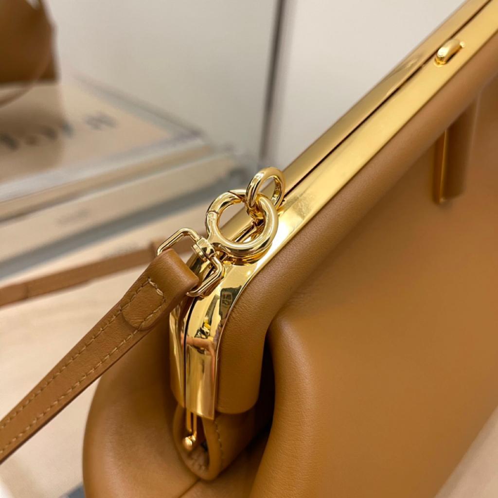 FI First Small Brown For Women, Women&#8217;s HandBags, Shoulder And Crossbody Bags 10.2in/26cm FF 8BP129ABVEF0NYJ