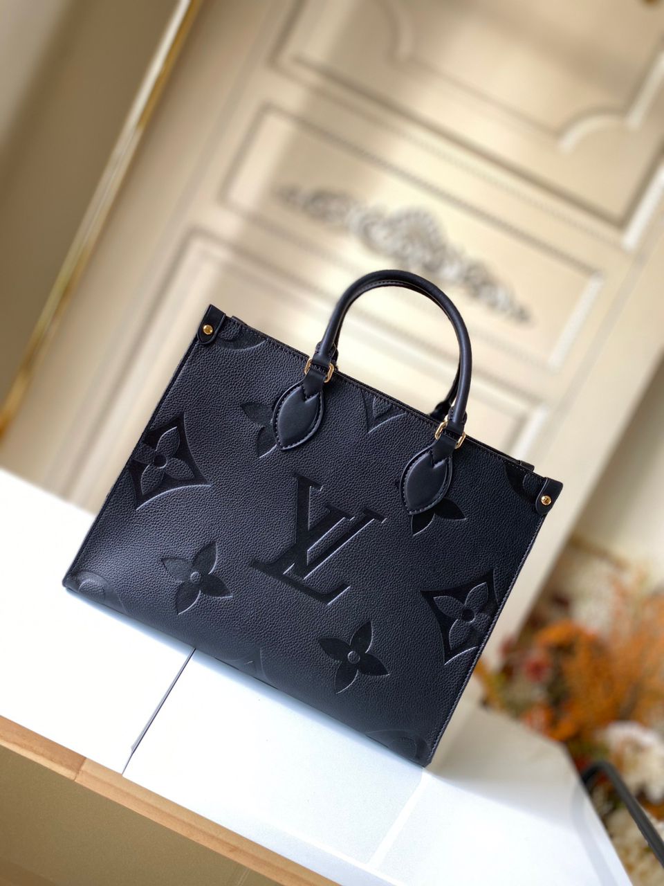 LV Onthego MM Monogram Empreinte Tote Bag Black For Womtlm 35cm LV M45595