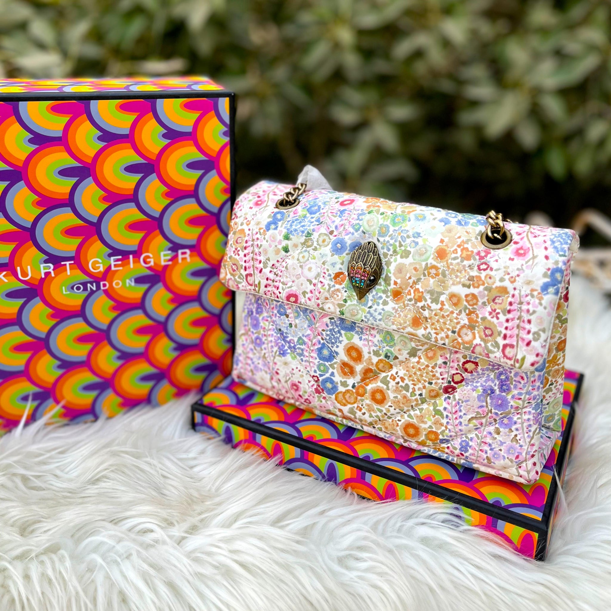 Kurt Geiger Cross Shoulder Bag (White 1)