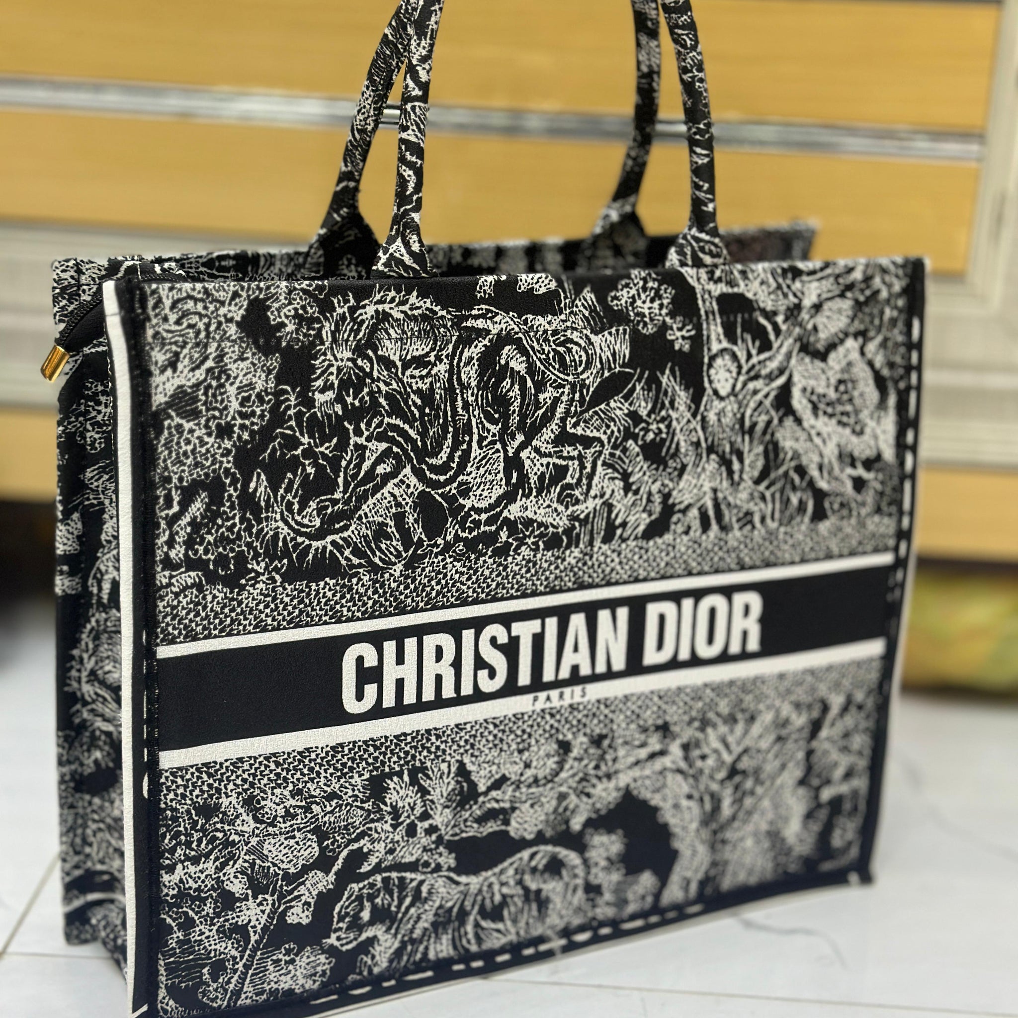 Christian Dior Women Bag  High-Quality Denim Tote (Black/White-1)