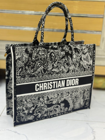 Christian Dior Women Bag  High-Quality Denim Tote (Black/White-1)