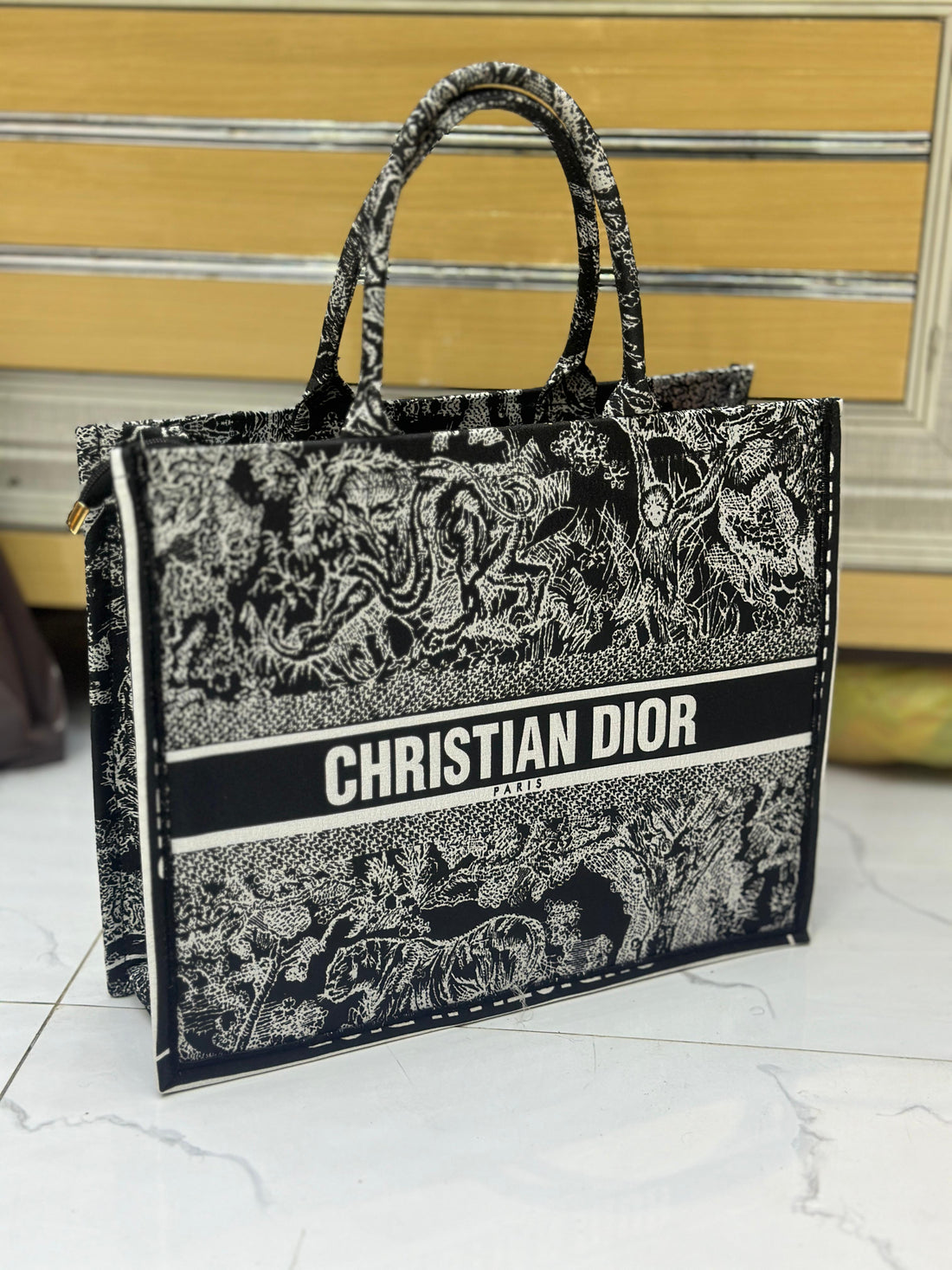 Christian Dior Women Bag  High-Quality Denim Tote (Black/White-1)
