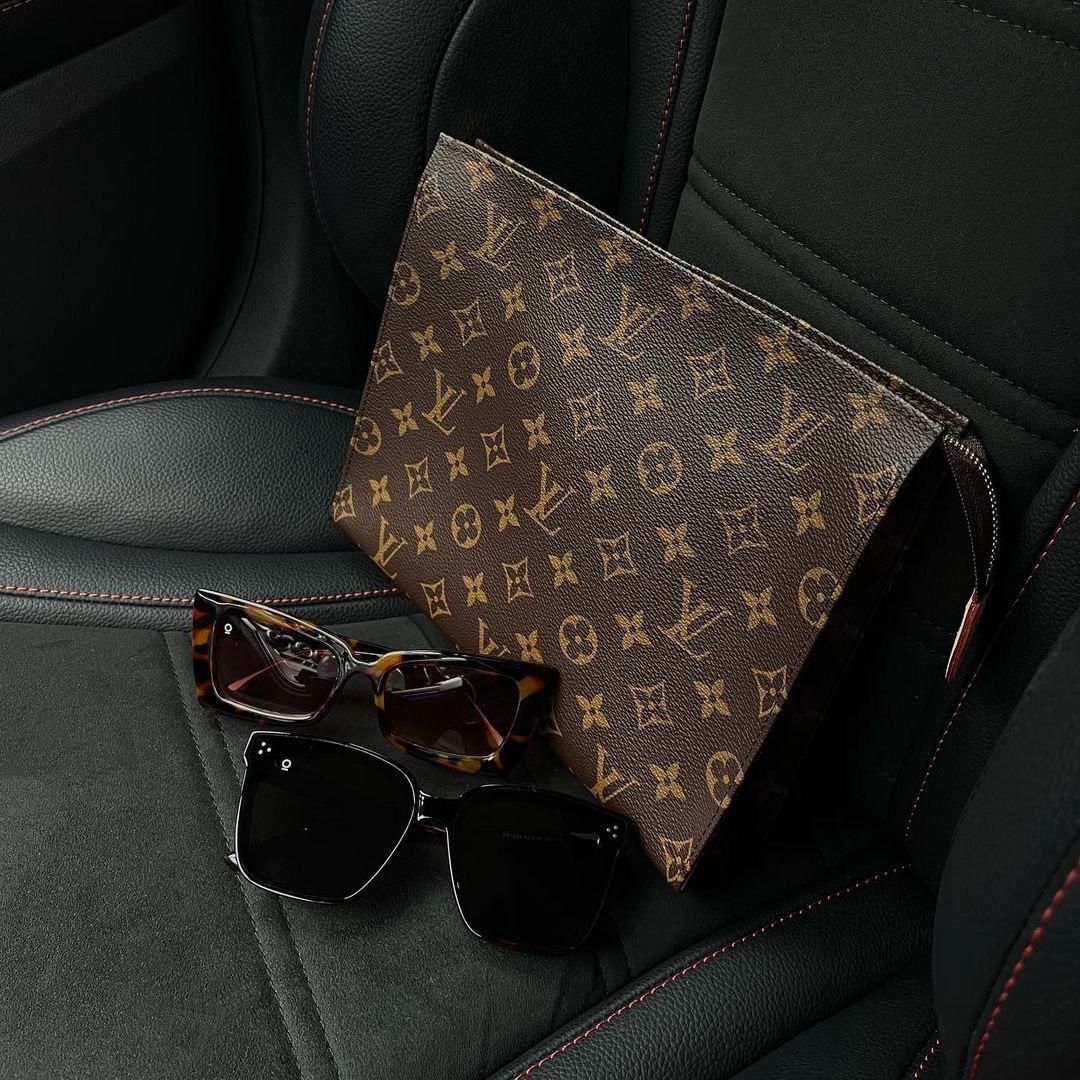 Louis Vuitton Crossbody Women Pouch  2-Piece Set (Brown Checkbox)