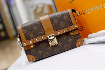 Louis Vuitton Crossbody Bag  Premium Quality & Timeless Elegance (Brown)