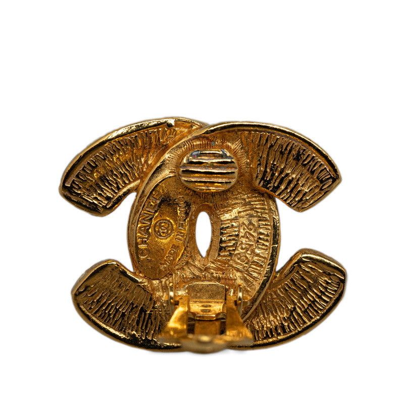 Chanel Quilted CC Clip On Earrings Metal Earrings in Good condition