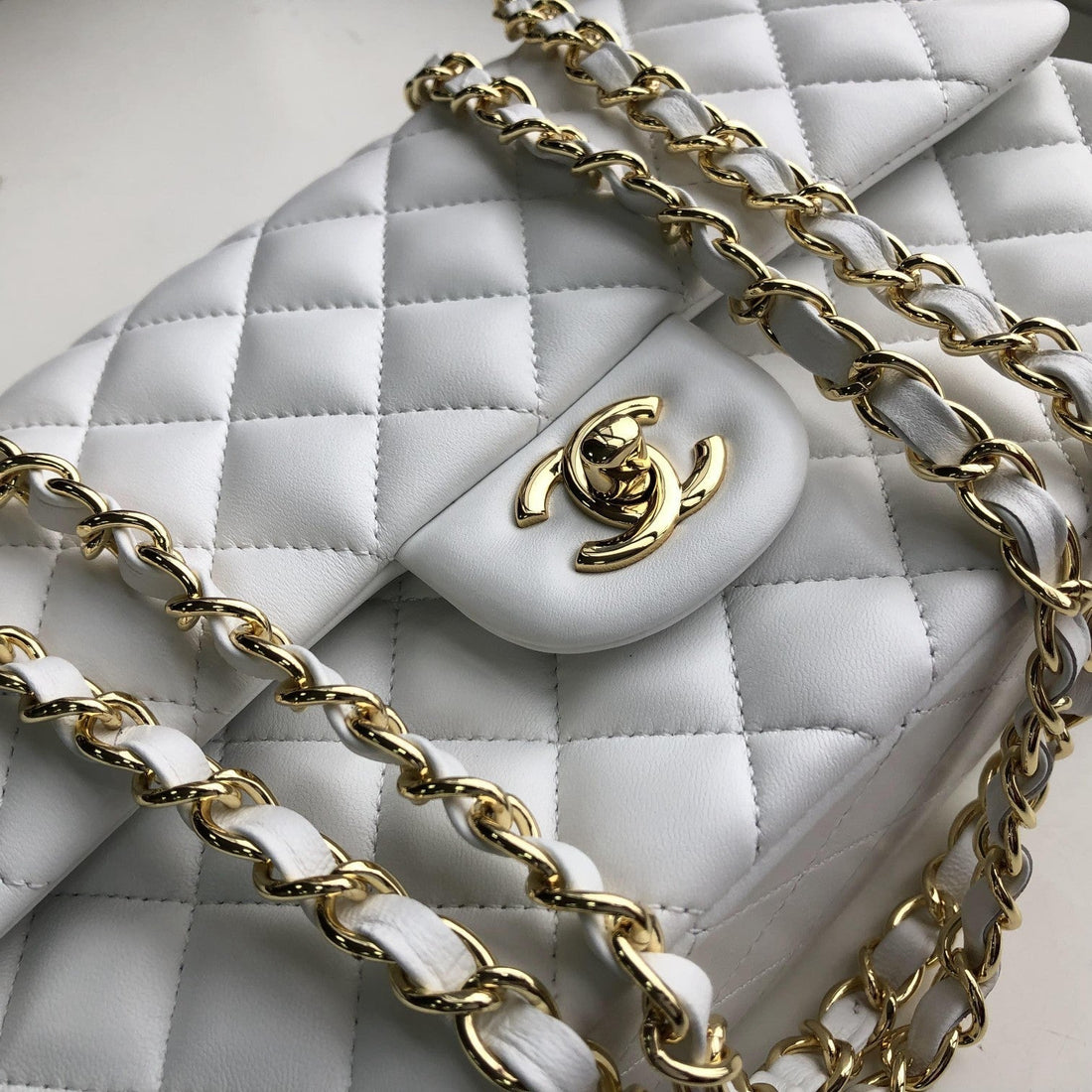 Chanel - Luxury Bag - CHL - 787