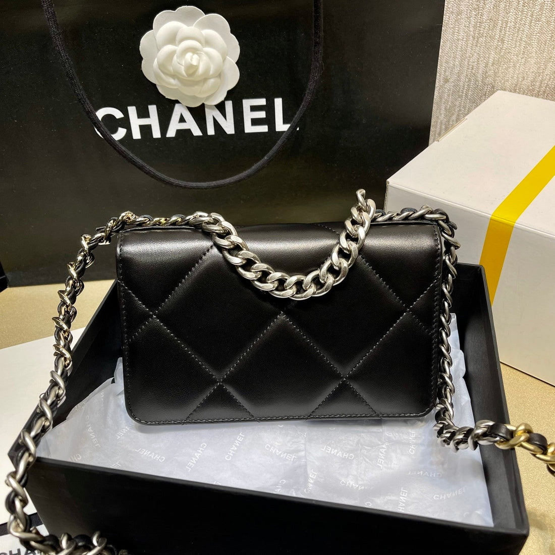 Chanel - Luxury Bag - CHL - 727