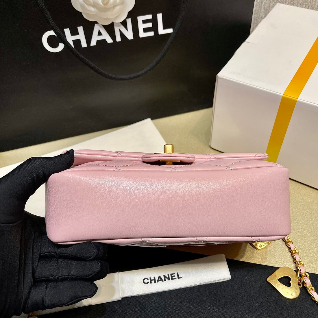 Chanel - Luxury Bag - CHL - 712