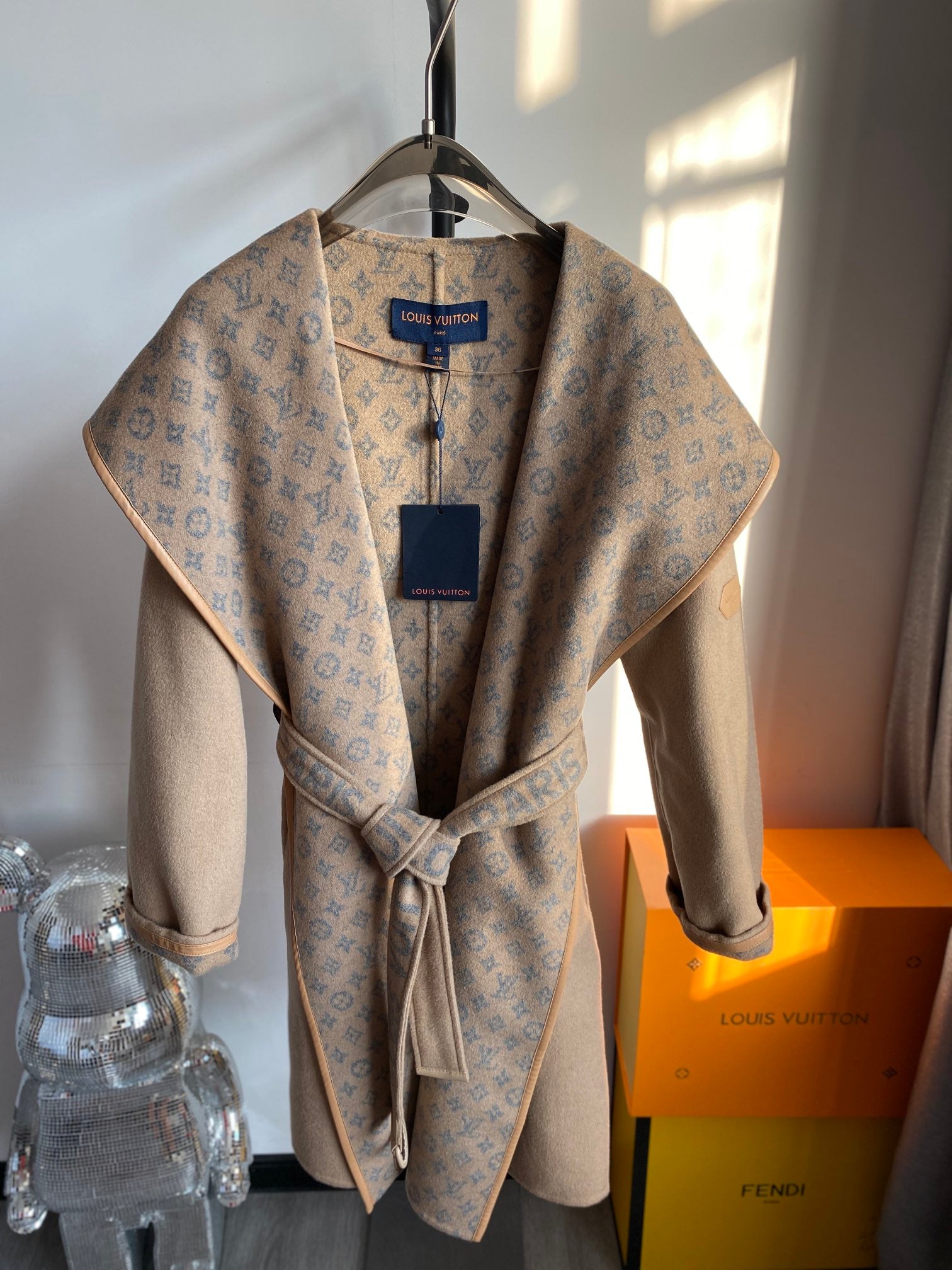 Luxury Louis Vuitton Wrap Coat 021