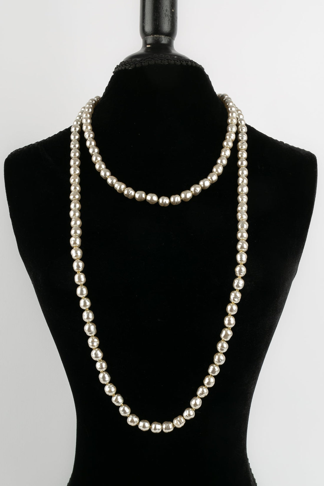 Collier / Sautoir Chanel 1981
