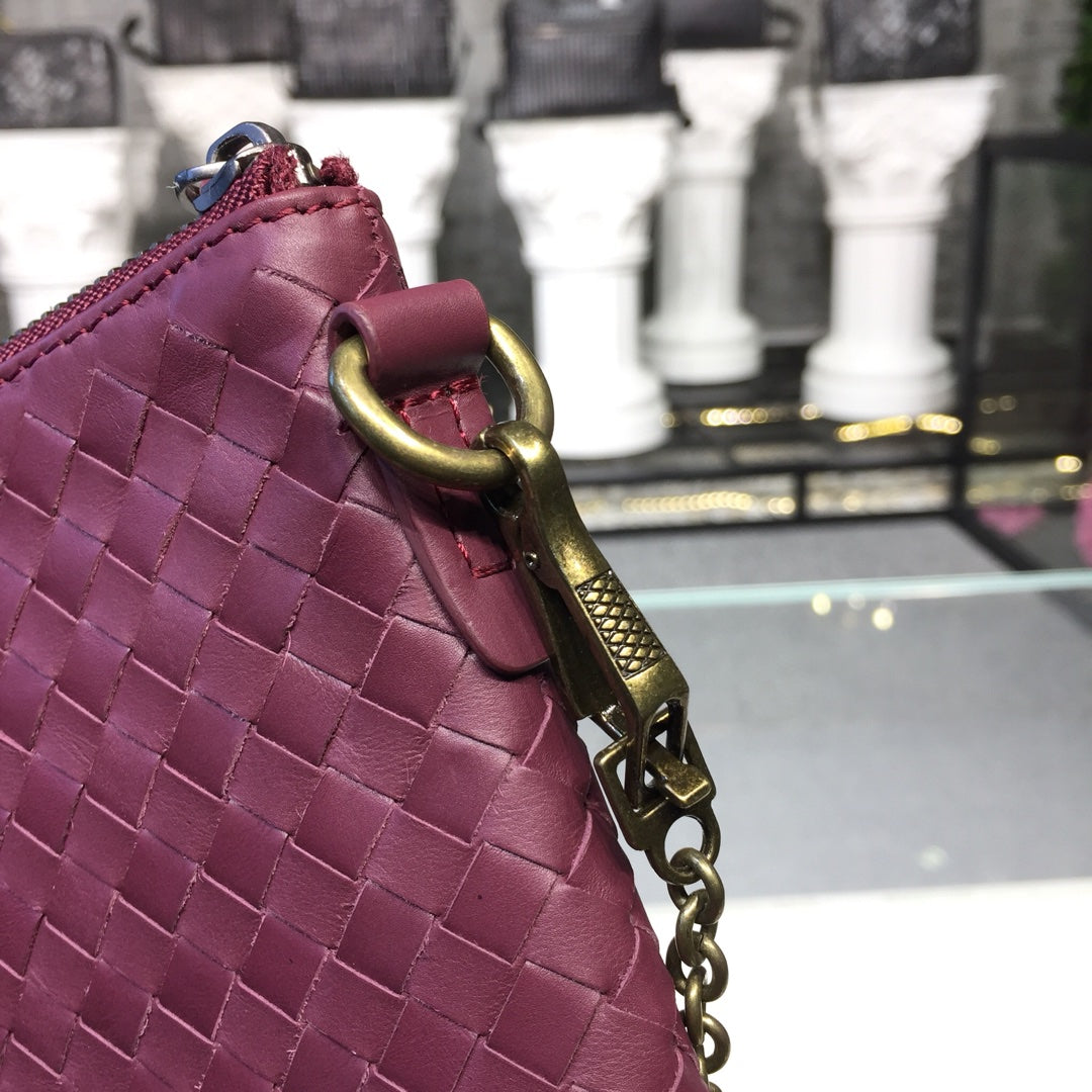 BV Chain Shoulder Bag Dark Red, For Womtlm, Womtlm’s Bags 9.6in/24.5cm