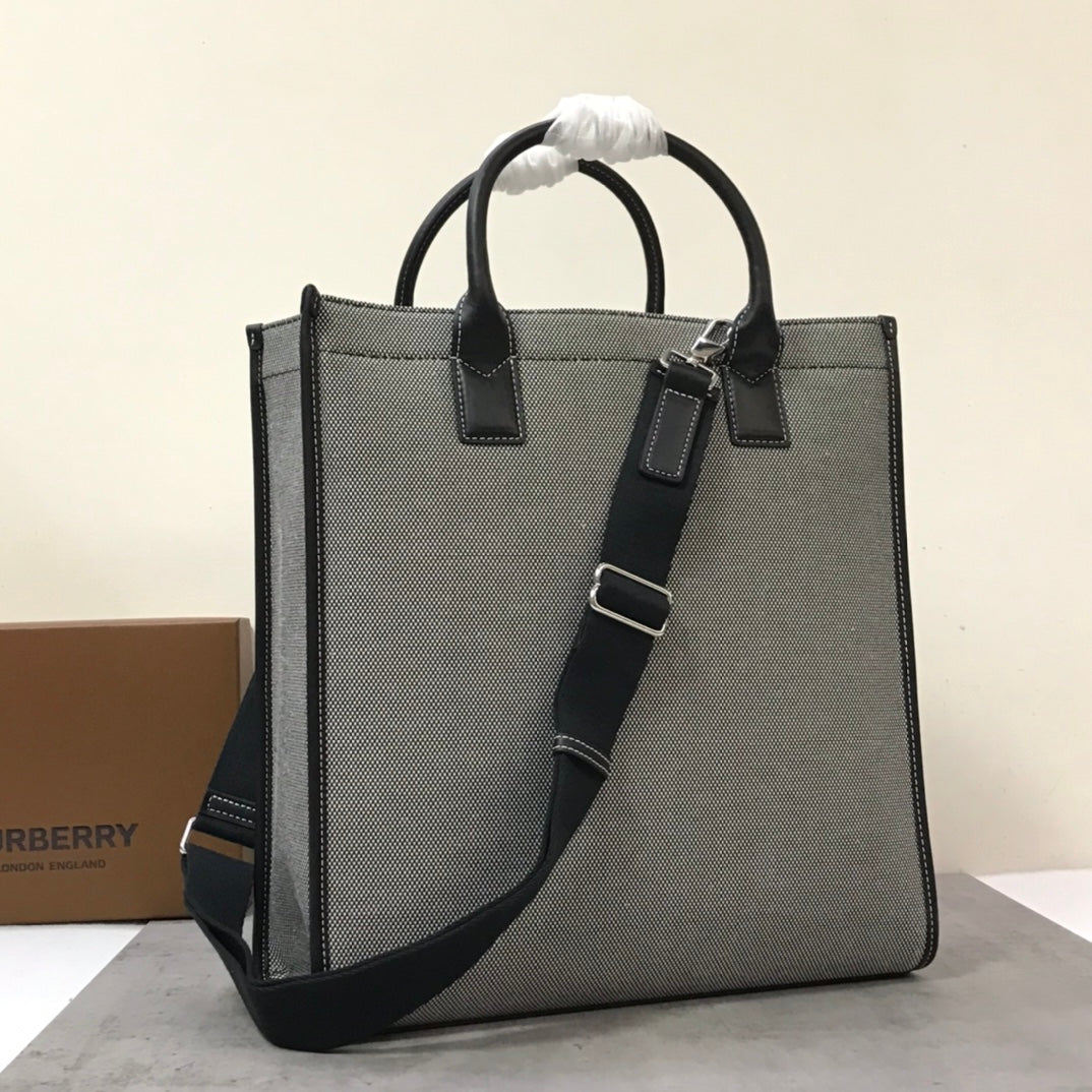 BB Horseferry Print Cotton Canvas Tote Black/Grey For Womtlm, Womtlm’s Bags, Shoulder And Crossbody Bags 14in/ 35.5cm BUR 80508141