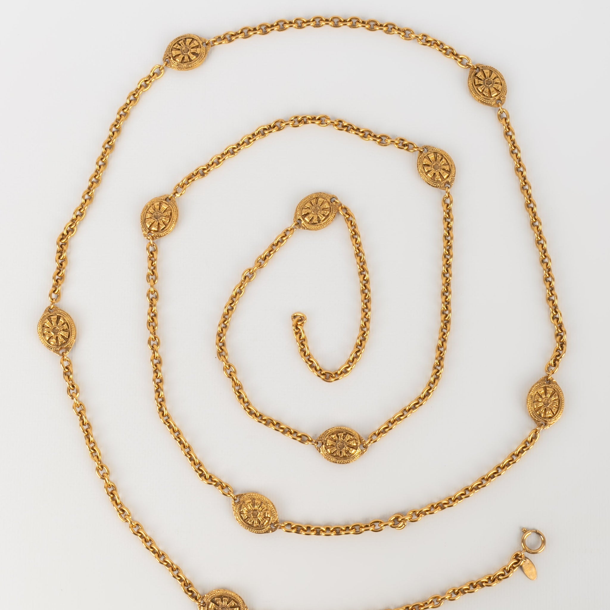 Collier / sautoir Chanel