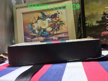 Gucci Bags - The Tote   937