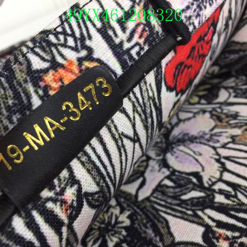 Christian Dior Bags Bags - The Tote   020