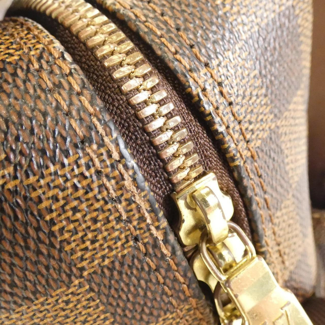 Louis Vuitton Damier Naviglio